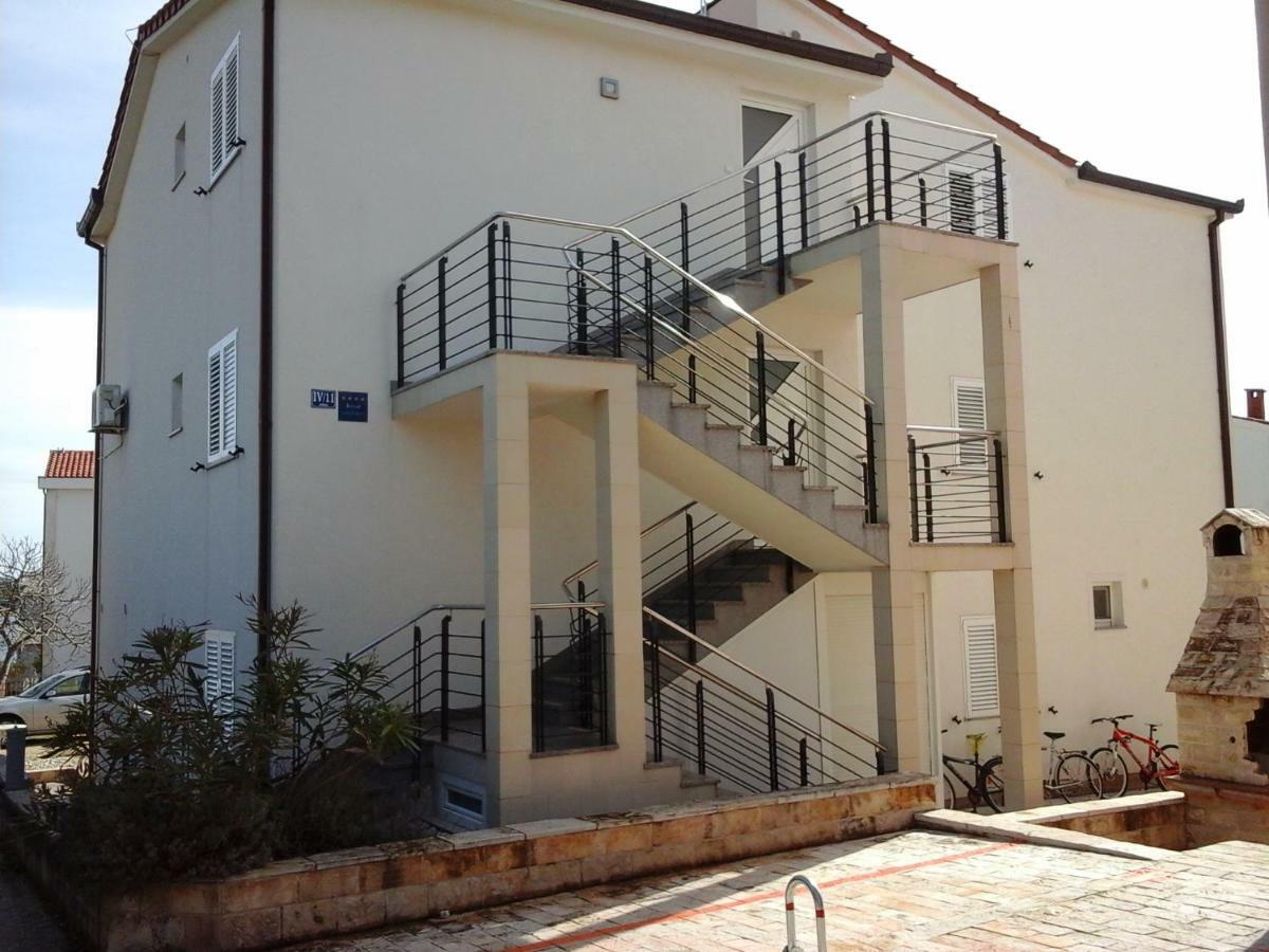 Apartments 4 Dolphins Rogoznica  Zewnętrze zdjęcie
